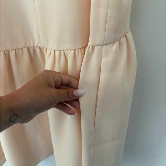 Elizabeth and James Trisha Highneck Dress in Butter Yellow - Size Small - Picture 7 of 10